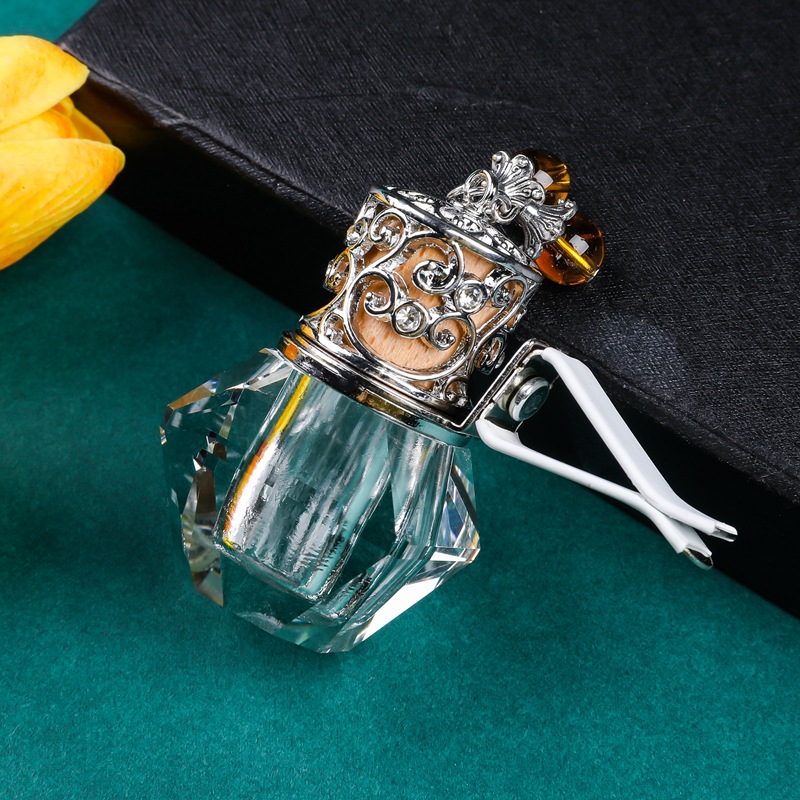 سيارة زجاجة عطر معلقة ، زخرفة  - مراجعة Luxury Skincare Oil وسعره